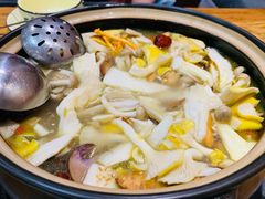 -菌之家·专业纯野生菌火锅·特色炒菌
