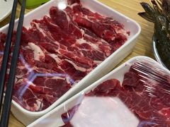 -杨老板·海鲜集市火锅·鲜切牛肉(中防万宝店)