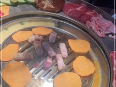 -哈哈碳都·牛肋条无限自助烤肉(台江万达店)