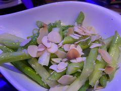 芦笋-MOSSO德国餐厅·音乐酒吧(环宇荟店)