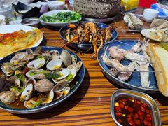 -蚝堡海鲜·威海菜·海肠捞饭·烧烤·亚洲吃蚝公司(幸福门店)