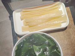 -牛市坎火锅(建设路店)