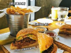 -悠航SLOWBOAT(三里屯店)
