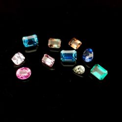 -威德钻石-克拉钻大本营(南京东路店)