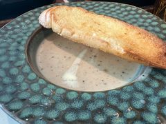 黑松露蘑菇汤-半秋山西餐厅(襄阳万达店)