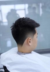 -老肖男士理发店