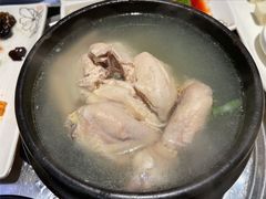 补身参鸡汤-青松馆韩国料理(香港中路佳世客店)
