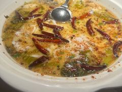 -江渔儿酸菜鱼专门店(明珠广场店)