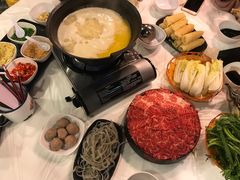 -鲜入围煮花胶鸡海鲜火锅