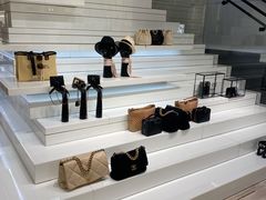 -CHANEL(恒隆广场店)