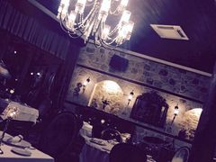 -Seraser Fine Dining Restaurant