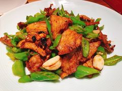 -郑件洋芋饭庄
