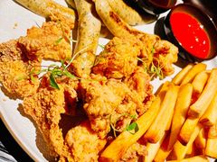 -Brut Eatery悦璞食堂(建国东路店)