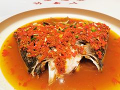 坛香剁椒水库鱼头（半只）-湘上湘(米其林餐厅-正大中心总店)