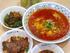 -李与白包子铺(桐梓林店)