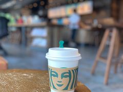 燕麦拿铁-星巴克(清远万达广场店)