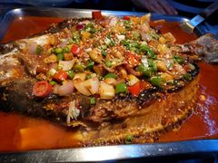 -鸣记脆皮烤鱼·海鲜烤鱼(三八广场店)