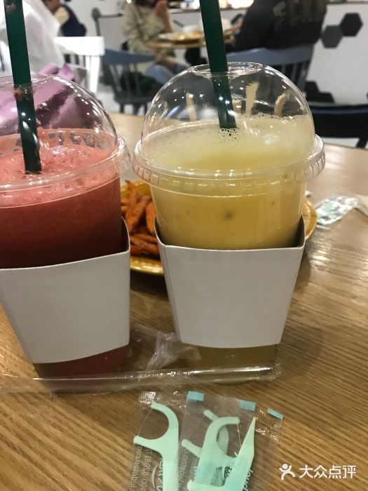 HELLO 27 意面·沙拉·帕尼尼图片