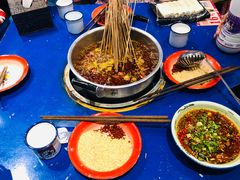 -马路边边串串香(双井直营店)