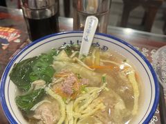 -长人馄饨铺(解放街店)