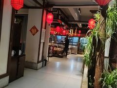 -唐师傅湘西名菜馆(武陵路店)