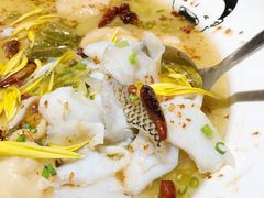 -江渔儿酸菜鱼(奥园广场金发购物中心店)