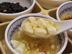 红糖醉豆花-龙抄手(春熙路总店)