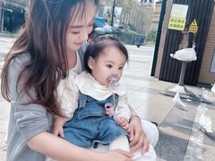 -王府井奥莱棋盘山小镇
