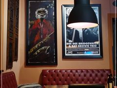-SISTERS BAR RESTAURANT川意酒馆(嘉善老市H楼店)