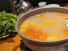 腊排骨火锅-隔壁老王·家常云南菜(花巷店)
