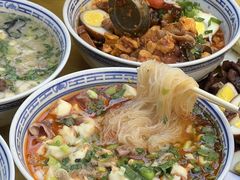 -天发芽·何记葫芦头泡馍·传统小吃(报恩寺街店)