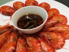 -上海虹桥君丽假日酒店(娄山关路地铁站店)