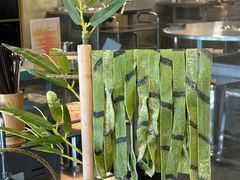 -鹿鸣山草本茶香火锅(园西路店)