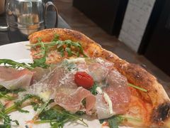 帕尔玛火腿披萨-Osteria意大利餐厅
