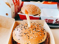 -麦当劳(展览路店)