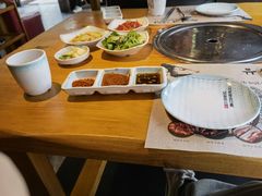 -唯成•韩国炭火烤肉 유성고기