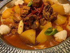 沙湾原始大盘鸡-丝路金桃·新疆菜(徐汇店)