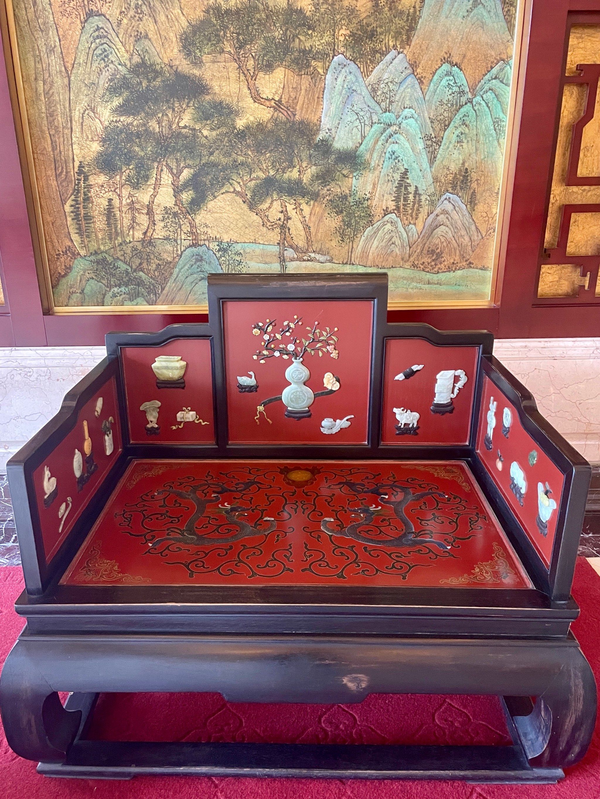 五星酒店里的清末宫廷太师椅