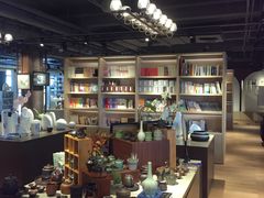 -光海书局(南京东路第一百货店)