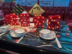 -路边边.炒菜烧烤.音乐餐厅(良乡长虹店)