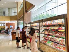 -东豪园林海鲜酒家(南港路辅路店)