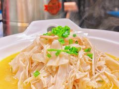 鱿鱼煨笋丝-井水小厨·湘菜(活力广场店)