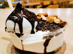 巧克力巴旦木-DQ·蛋糕·冰淇淋(回龙观同成街)