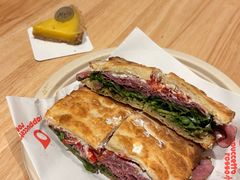 -OUR Bakery(中海环宇荟店)