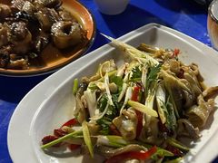 -超越海鲜屋(飞龙物业店)