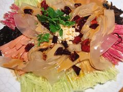 东北拉皮-森龍邑·烧烤·海鲜·炒菜(闽江路店)