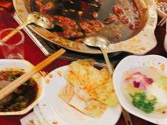 -山城年华老火锅(玉林店)