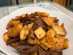 干煸馕炒肉-汗腾格里·风味餐厅(新疆驻京办店)