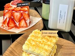 -W COLLECTIVE  DESSERT SHOP