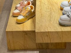 -LV路易威登(德基广场店)